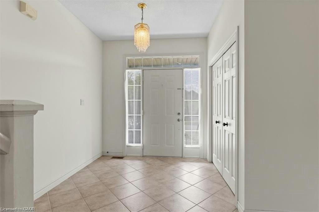 754 Klosters Drive, Waterloo, ON, N2V 2V5 - 3
