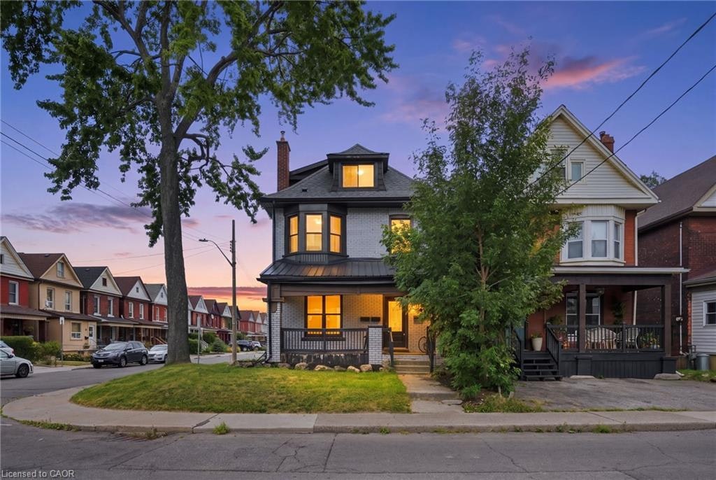 MAIN-106 Barnesdale Avenue N, Hamilton, ON, L8L 6S5