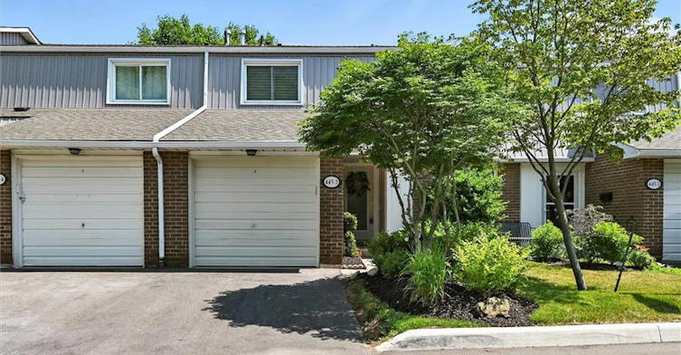 3-445 Woodview Road, Burlington, ON, L7N 2Z9 - 2