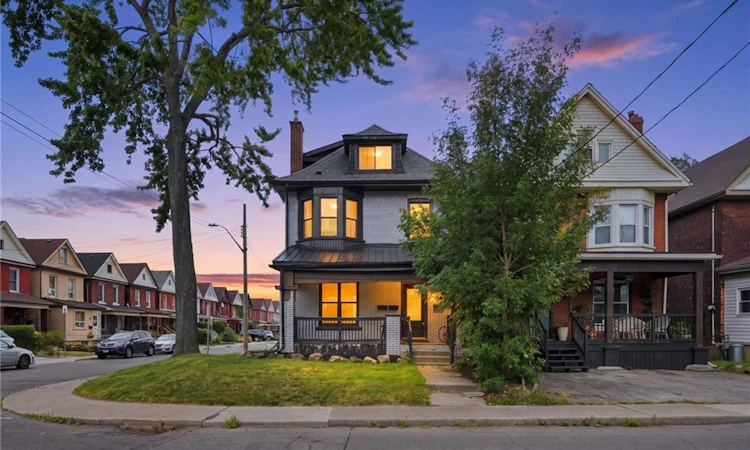 106 Barnesdale Avenue N