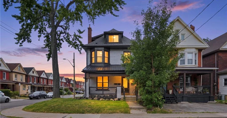 Basement-106 Barnesdale Avenue, Hamilton, ON, L8L 6S5