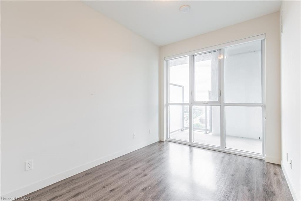 2107-2087 Fairview Street, Burlington, ON, L7R 0E5 - 21