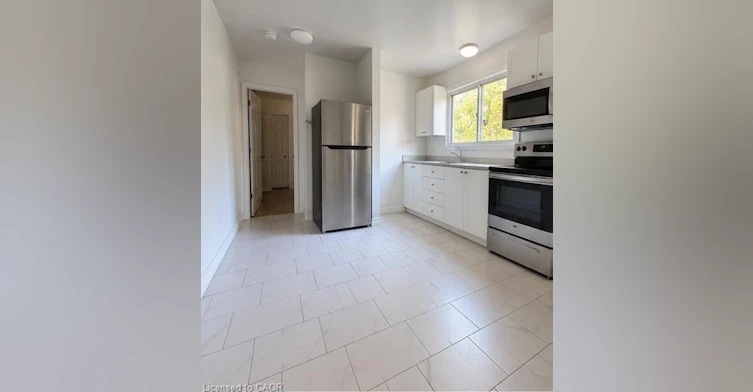 2-416 Lancaster Street W, Kitchener, ON, N2H 4V9 - 2