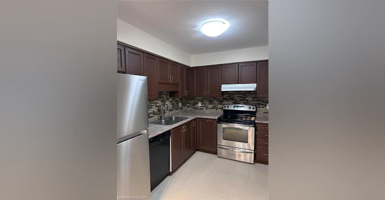 11 Sorrento Street, Kitchener, ON, N2R 0A4 - 6