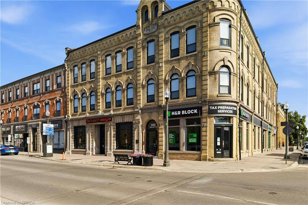 217-140 Dalhousie Street, Brantford, ON, N3T 2J3