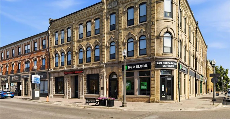 217-140 Dalhousie Street, Brantford, ON, N3T 2J3