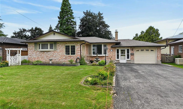 126 Concession Road E