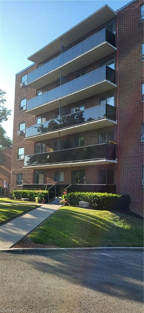 26-2373 King Street, Hamilton, ON, L8K 1X9 - 2