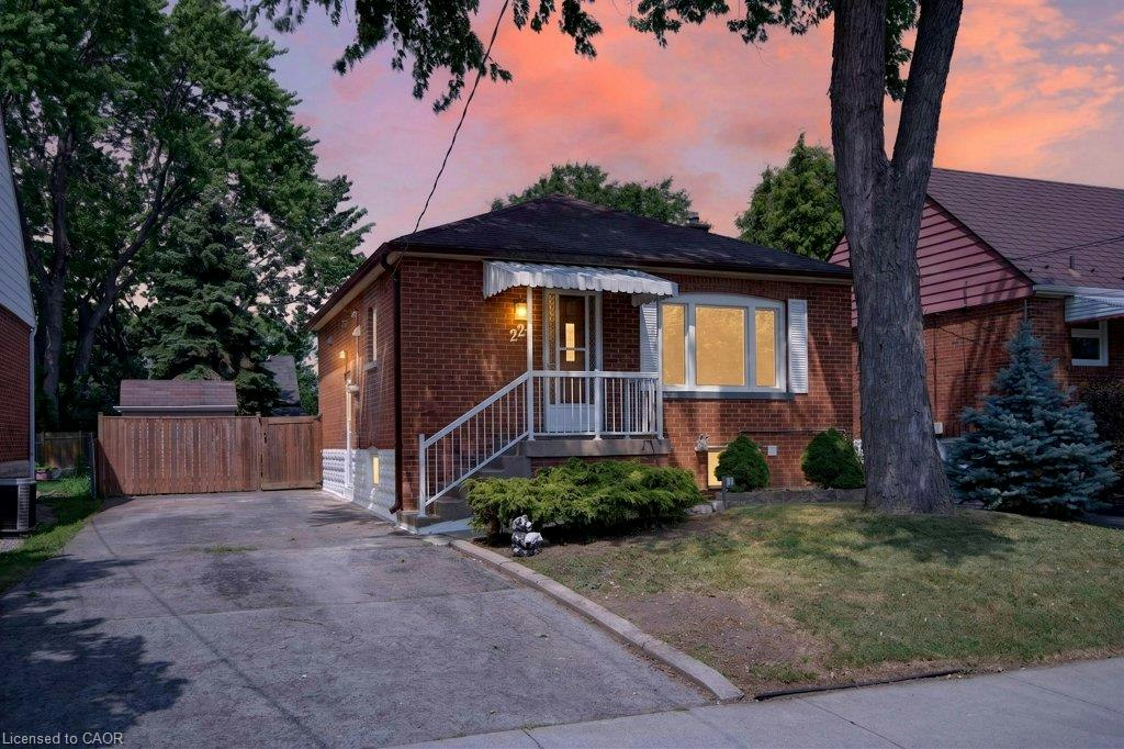 220 East 13th Street, Hamilton, ON, L9A 3Z7