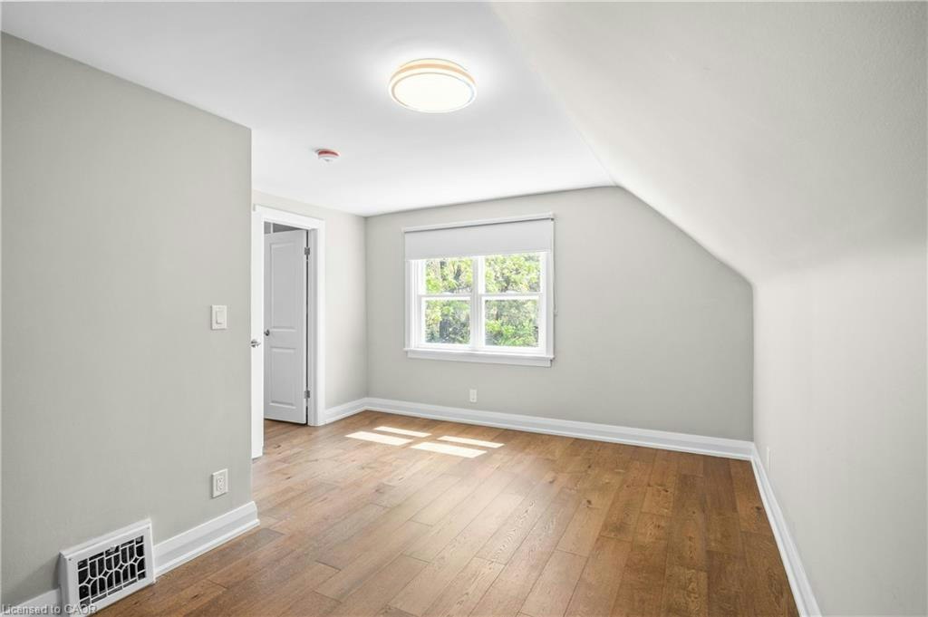 723 Hager Avenue, Burlington, ON, L7S 1R2 - 21
