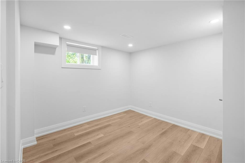 723 Hager Avenue, Burlington, ON, L7S 1R2 - 34