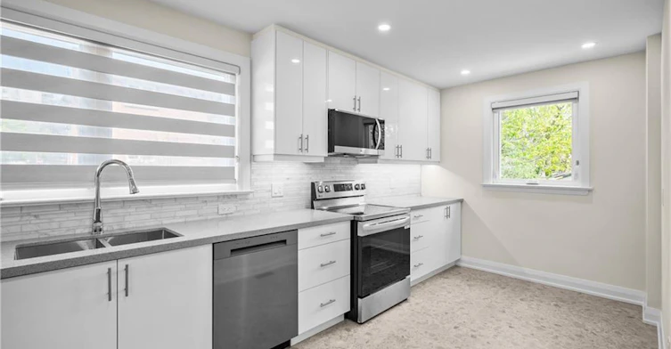 723 Hager Avenue, Burlington, ON, L7S 1R2 - 8