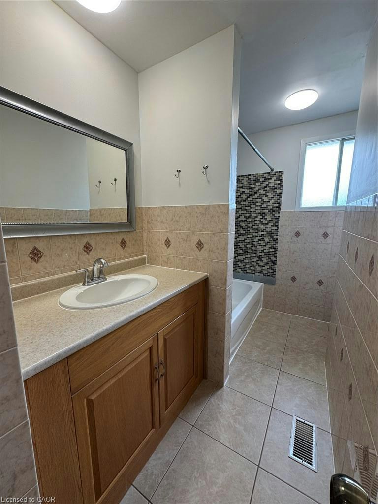 14-100 Quigley Road, Hamilton, ON, L8K 6J1 - 22