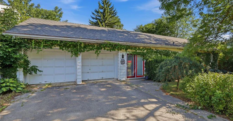 356 Thompson Road, London, ON, N5Z 2Z7 - 2