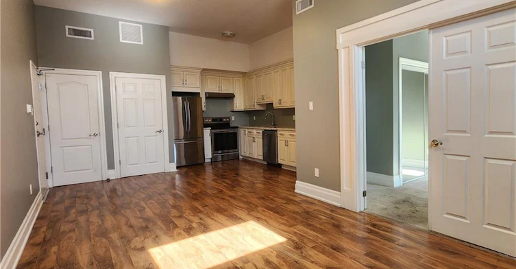204-757 King Street E, Cambridge, ON, N3H 3N8 - 2