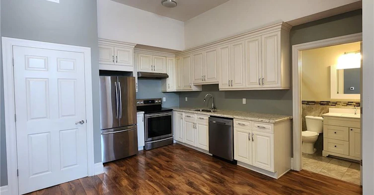 204-757 King Street E, Cambridge, ON, N3H 3N8 - 4
