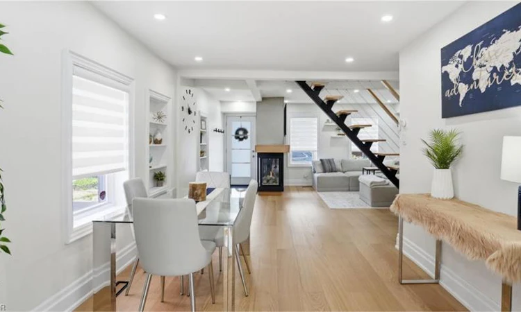 13 Picton Street W