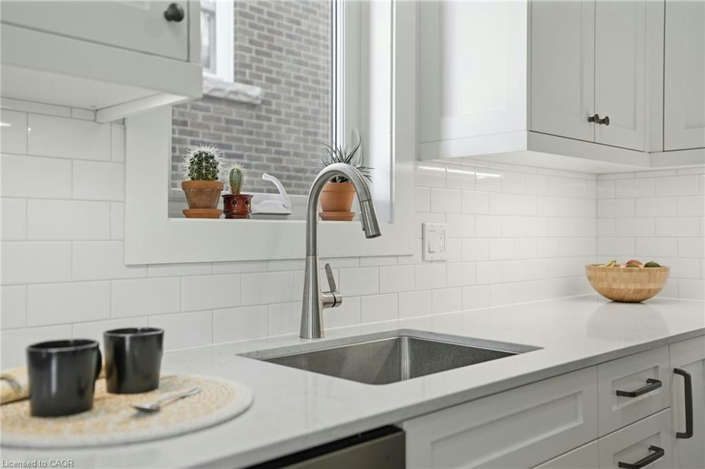 97 Cline Avenue N, Hamilton, ON, L8S 3Z5 - 12