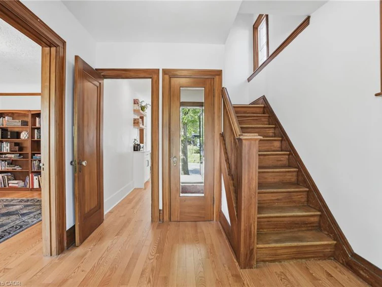 97 Cline Avenue N, Hamilton, ON, L8S 3Z5 - 5