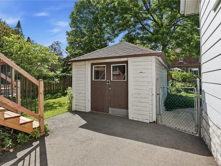 97 Cline Avenue N, Hamilton, ON, L8S 3Z5 - 31