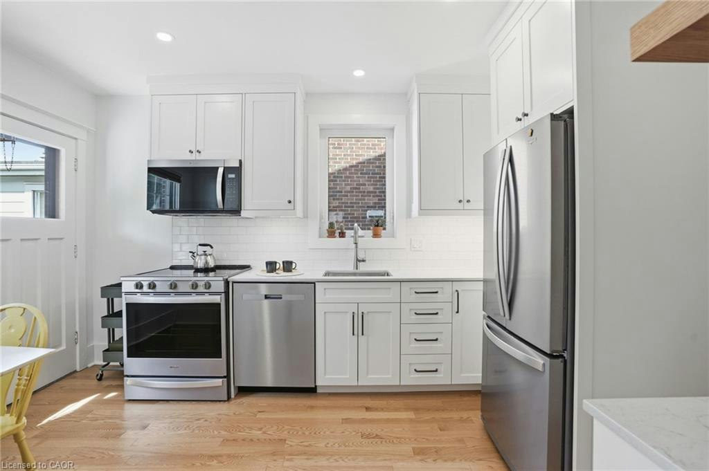 97 Cline Avenue N, Hamilton, ON, L8S 3Z5 - 13