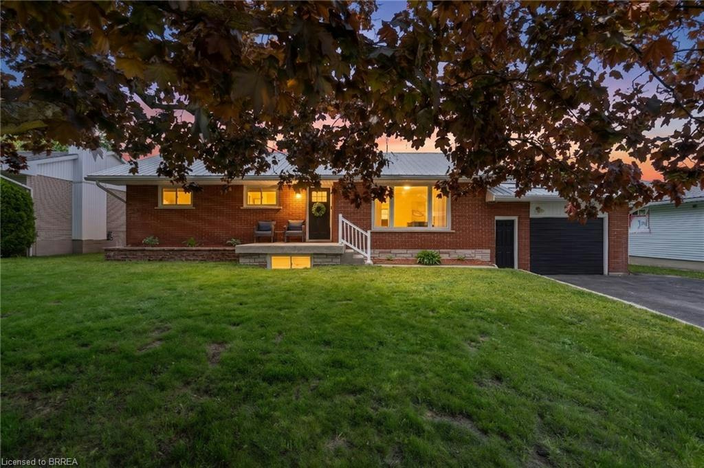 212 Hamilton Drive, Clearview, ON, L0M 1S0