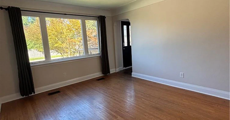 46 Delevan Crescent, Hamilton, ON, L9A 4A7 - 6
