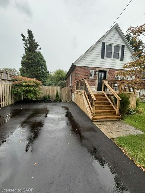 46 Delevan Crescent, Hamilton, ON, L9A 4A7