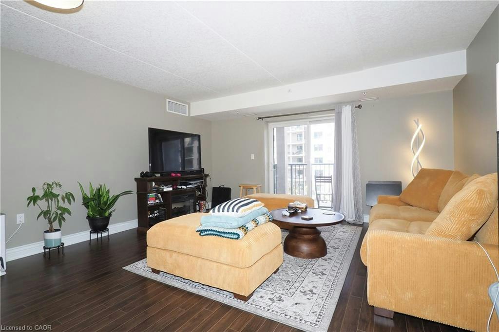 309-776 Laurelwood Drive, Waterloo, ON, N2V 0A5 - 9
