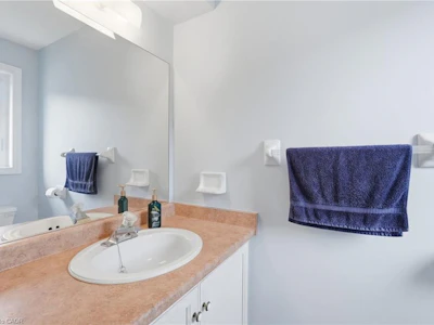 2-222 Fellowes Crescent - 5