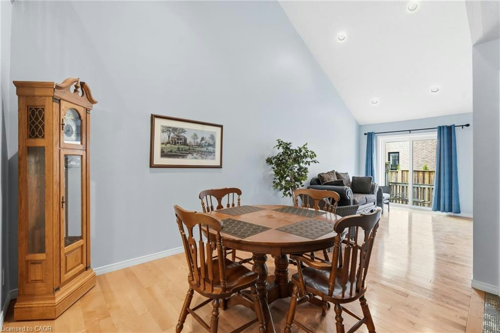 2-222 Fellowes Crescent, Hamilton, ON, L8B 0R1 - 11