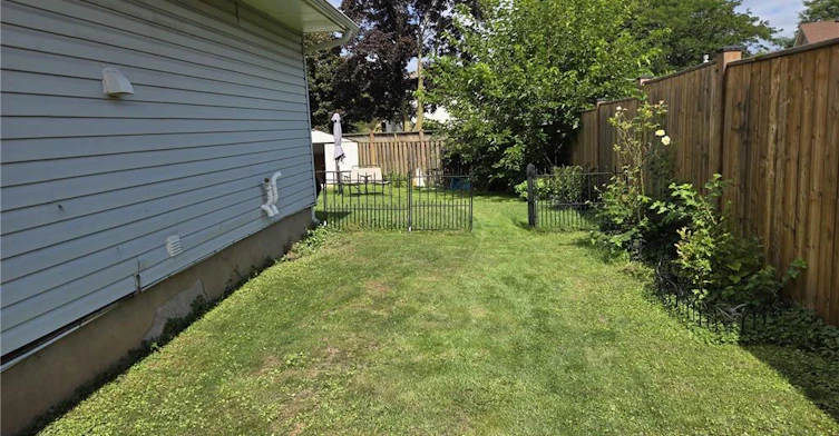 Lower-32 Birchpark Drive, Grimsby, ON, L3M 4N1 - 16