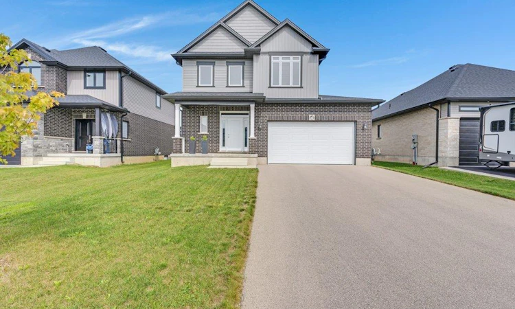 23 Fred Krug Avenue