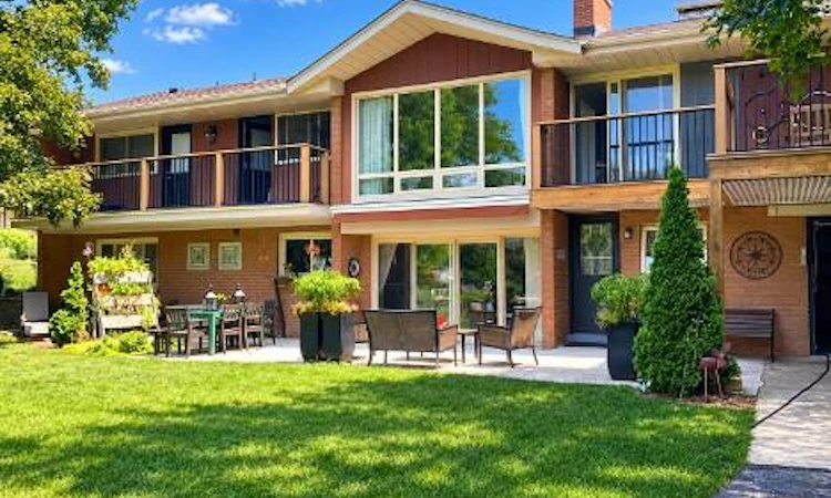 81 Thomson Drive
