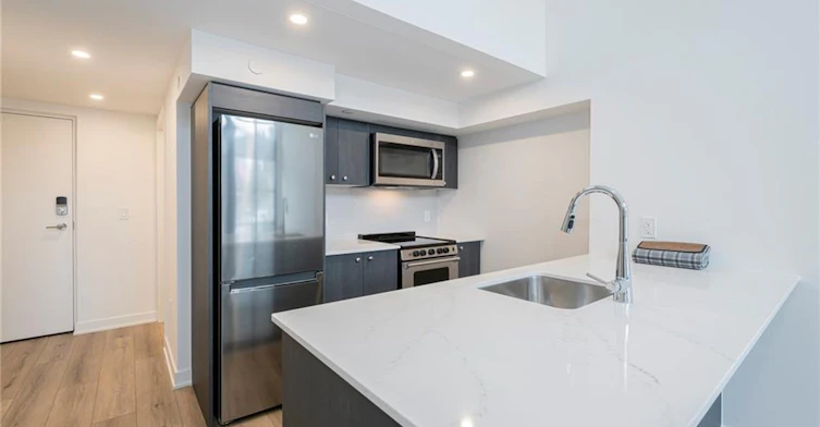 104-312 Erb Street W, Waterloo, ON, N2L 1W3 - 9