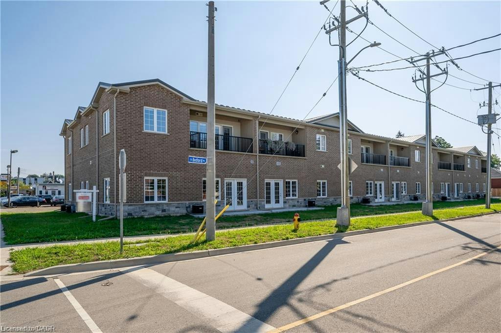 104-161 Ottawa Street, Kitchener, ON, N2G 3T2