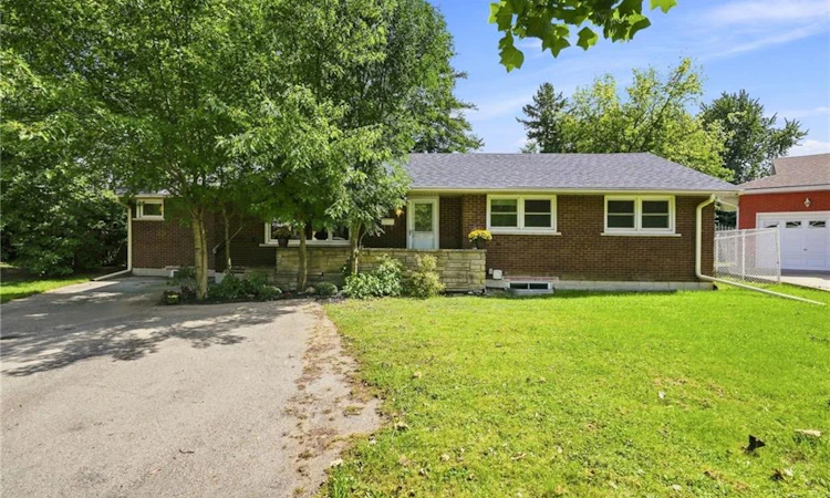 8 Emming Court