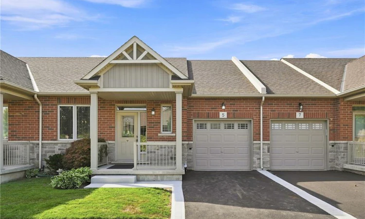5 Murphy Lane