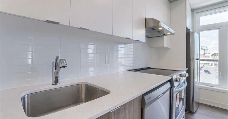 609-160 Canon Jackson Drive, Toronto, ON, M6M 0B7 - 13