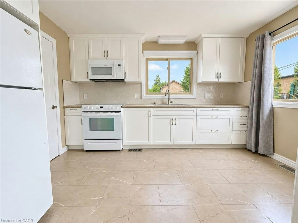 UPPER-16 Stanley Street, North Dumfries, ON, N0B 1E0 - 5