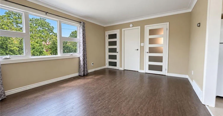 UPPER-16 Stanley Street, North Dumfries, ON, N0B 1E0 - 3