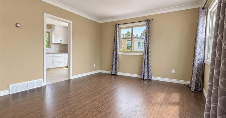 UPPER-16 Stanley Street, North Dumfries, ON, N0B 1E0 - 4
