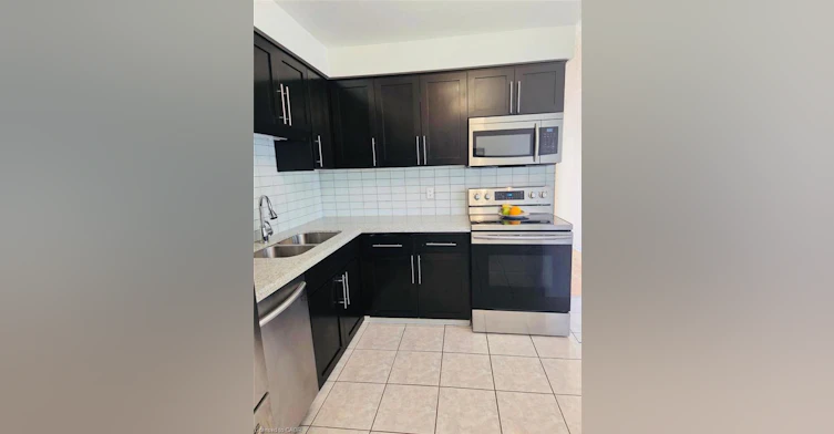 38-38 Elora Drive, Hamilton, ON, L9C 7L5 - 9