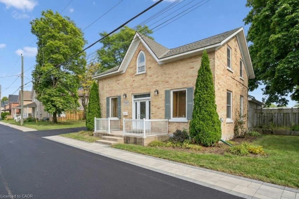 344 Queen Street W, Cambridge, ON, N3C 1G8