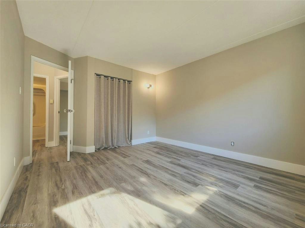 6-329 Northlake Drive, Waterloo, ON, N2V 1Z1 - 11