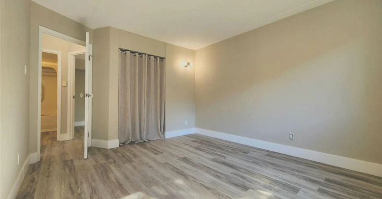 6-329 Northlake Drive, Waterloo, ON, N2V 1Z1 - 11