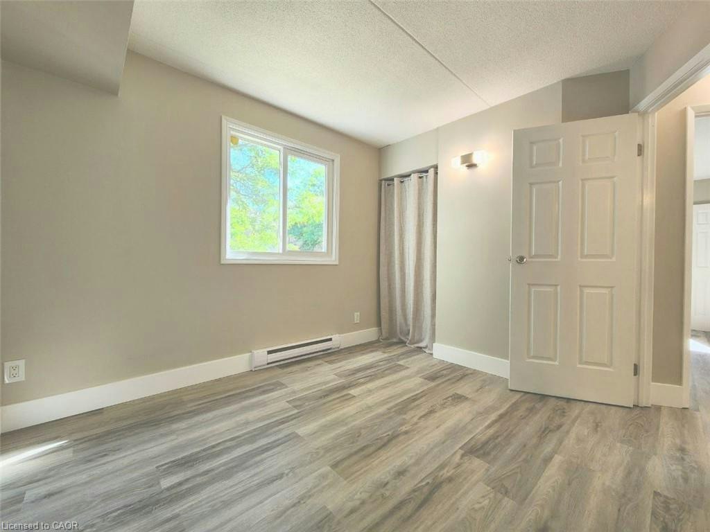 6-329 Northlake Drive, Waterloo, ON, N2V 1Z1 - 18