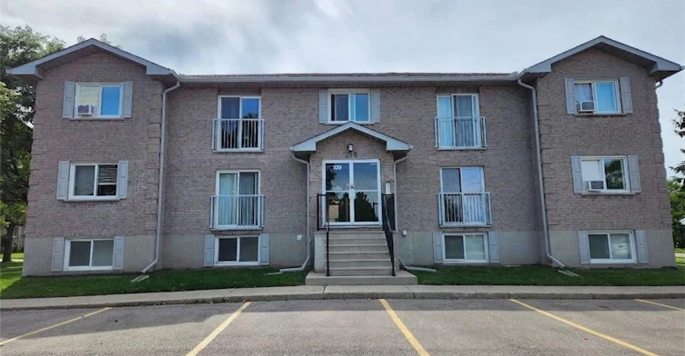 6-329 Northlake Drive, Waterloo, ON, N2V 1Z1 - 2