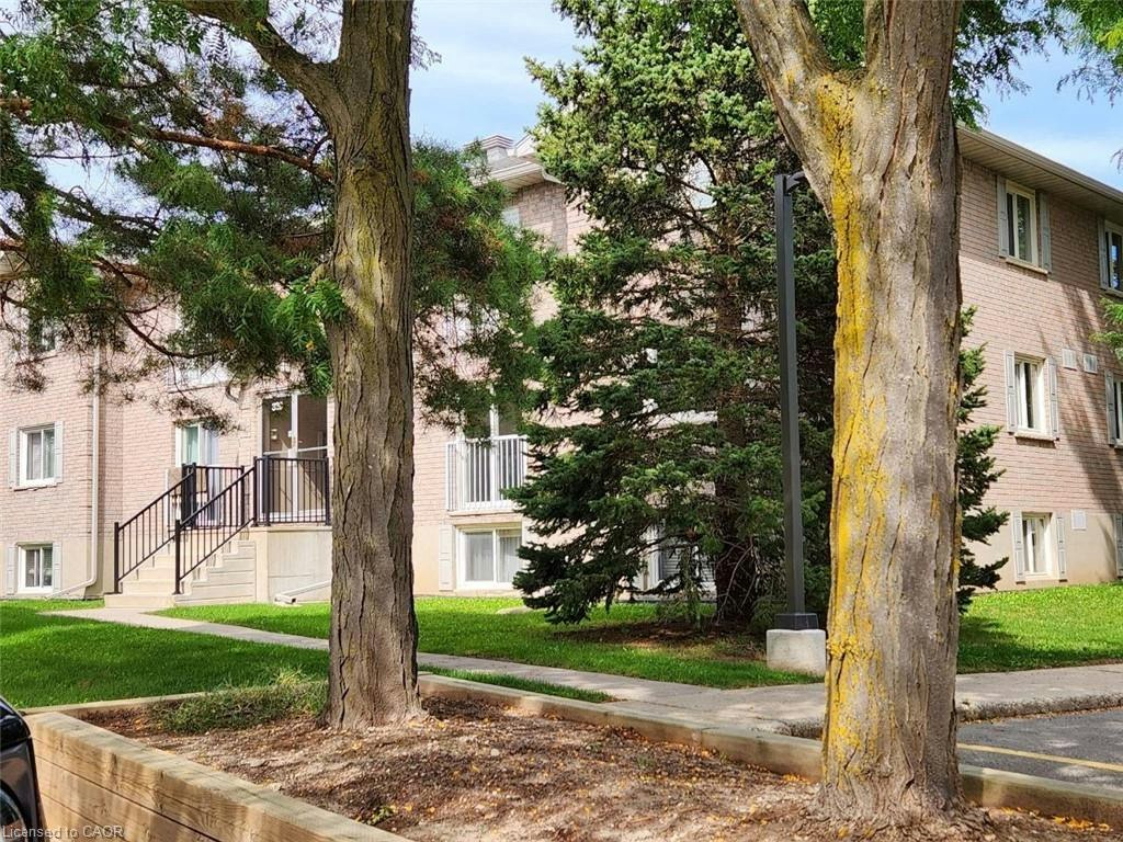 6-329 Northlake Drive, Waterloo, ON, N2V 1Z1 - 21