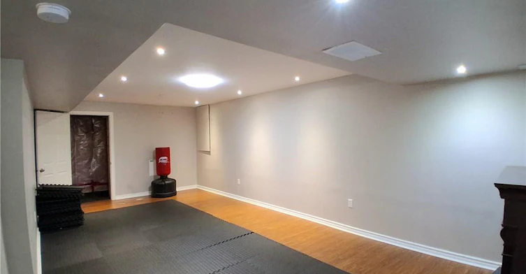 50 Shadetree Crescent, Hamilton, ON, L8J 3X1 - 10